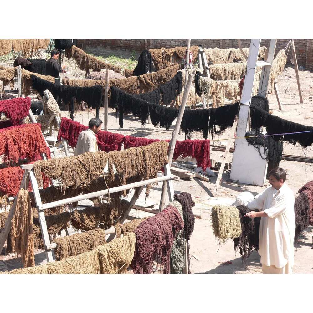 HERAT ORIENTAL Handmade Striped Cotton Ottoman (India) - 16" x 16" x 16"