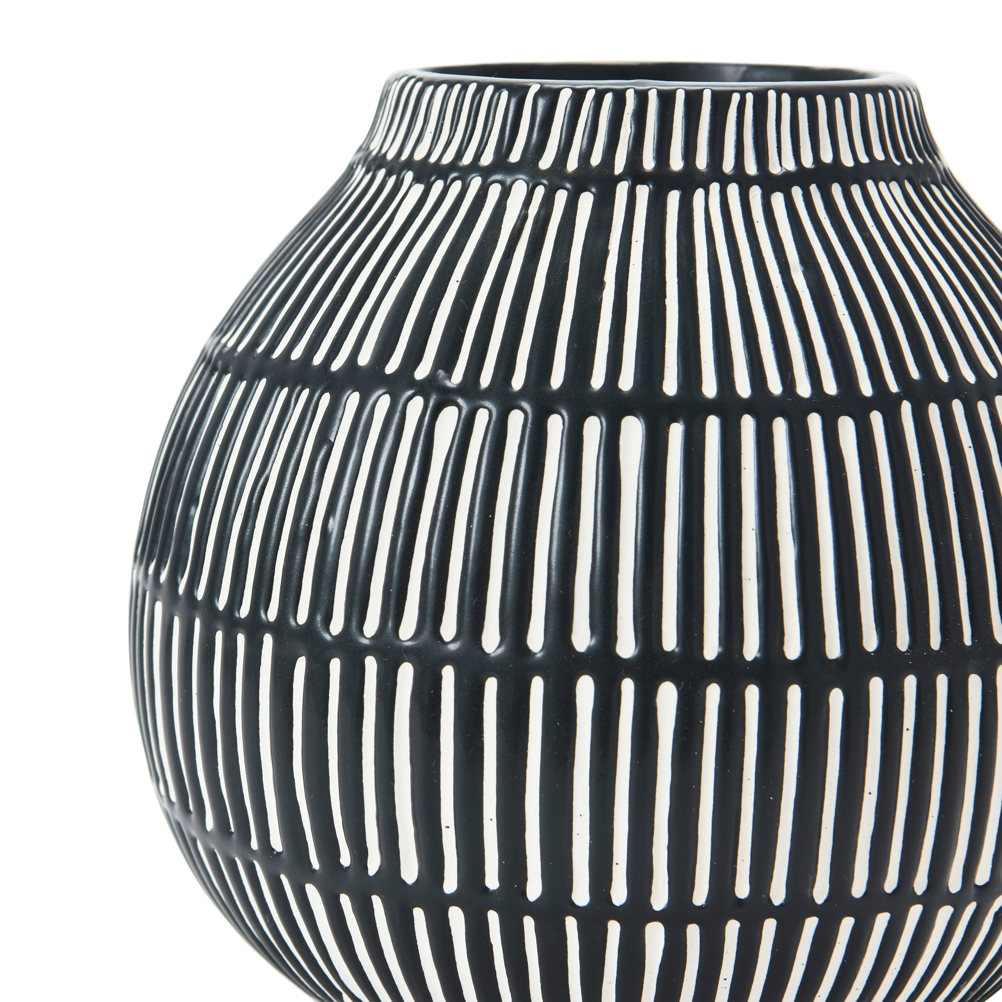 Debossed Stoneware Vase, Black & White