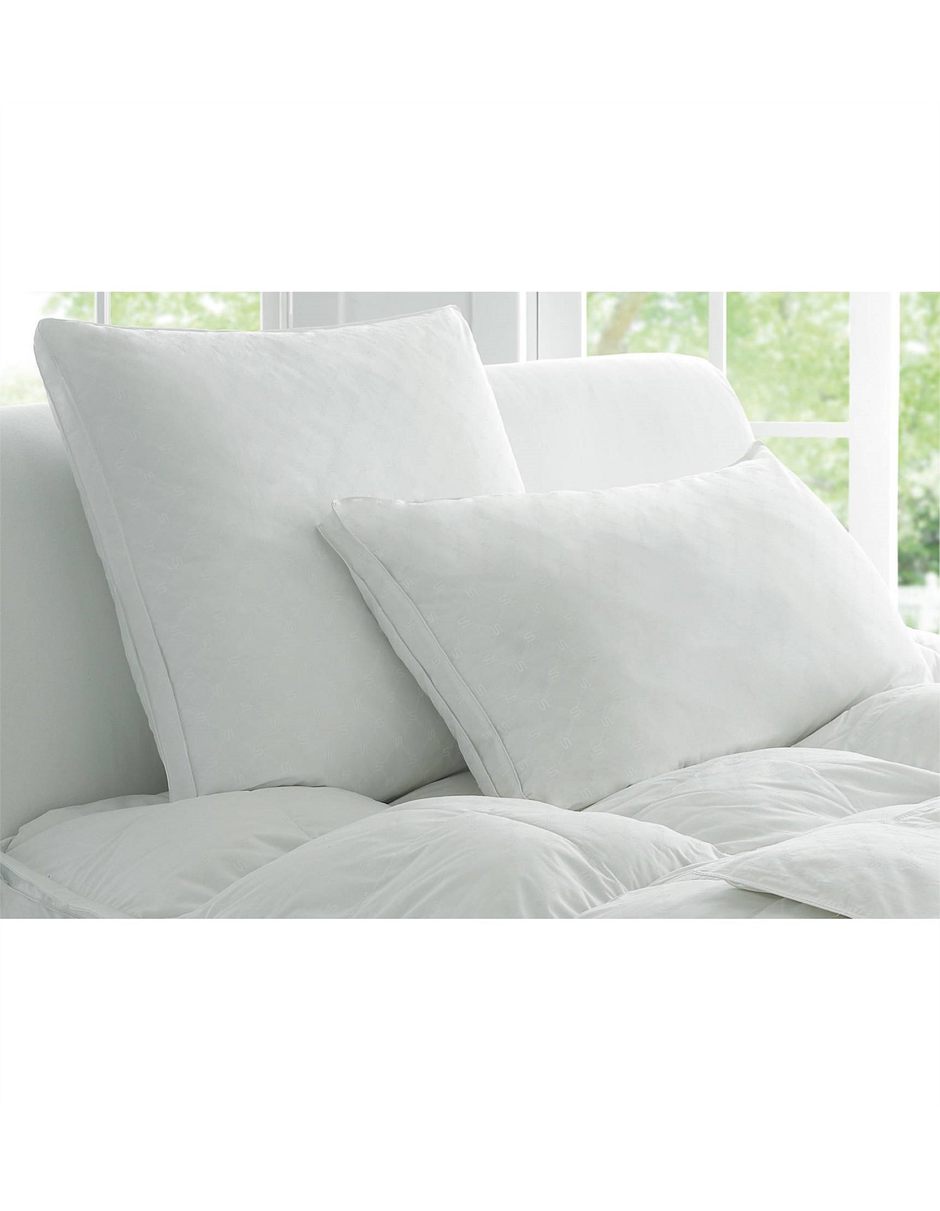 Sheridan Deluxe Dream Standard Pillow - Firm