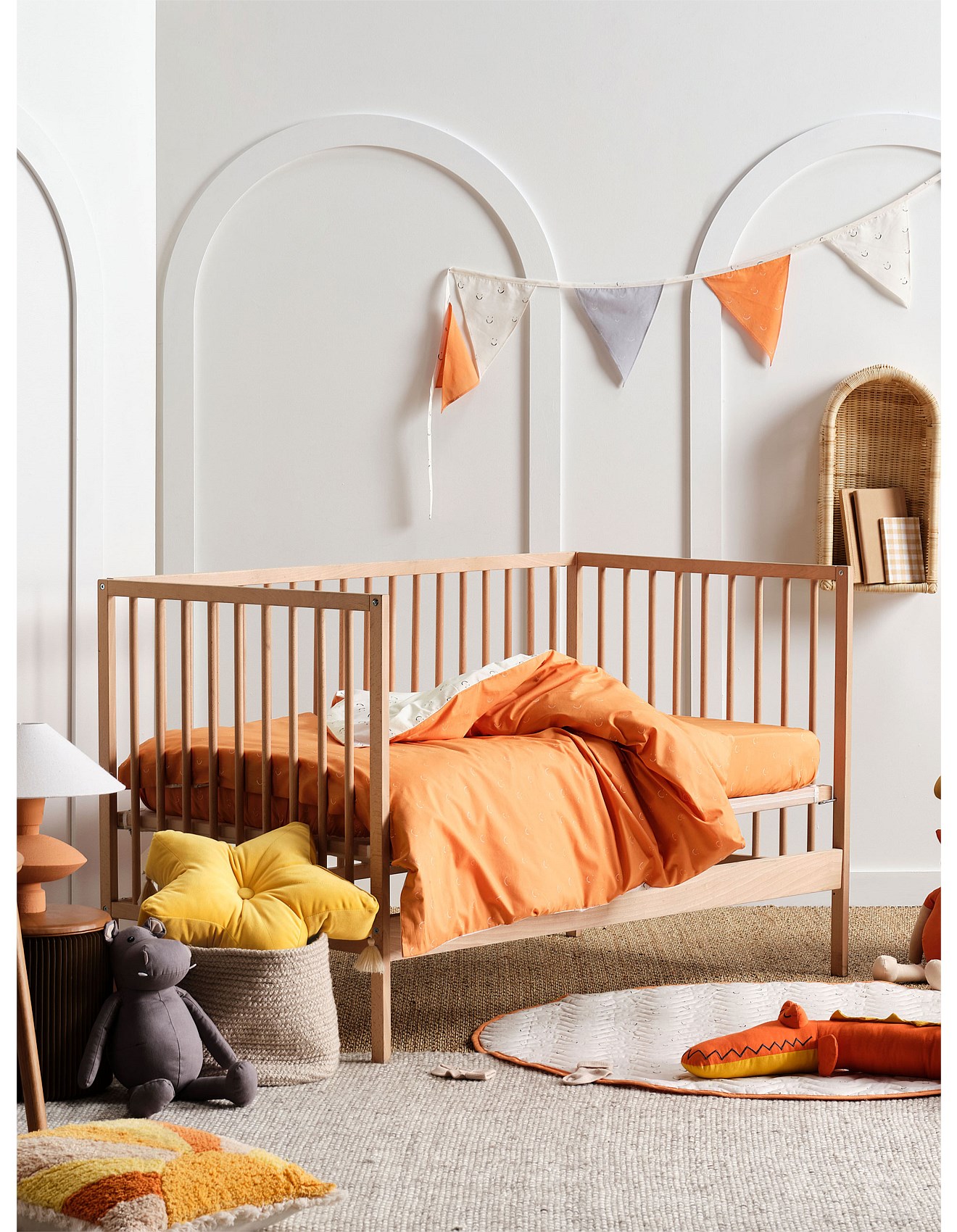 Linen House KIDS SMILES ALL ROUND COT QUIL