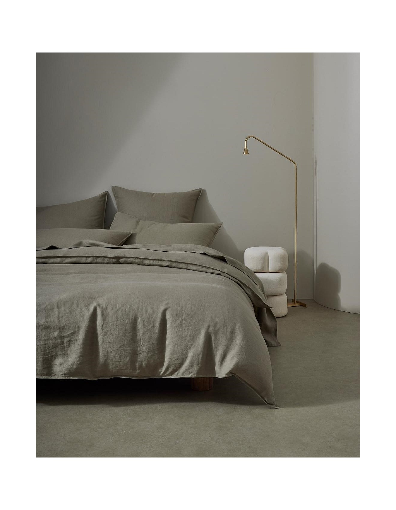 Weave Ravello Super King Linen Fitted Sheet In Caper