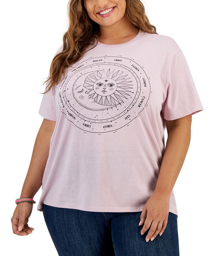 Love Tribe Trendy Plus Size Sun Moon Graphic T-Shirt