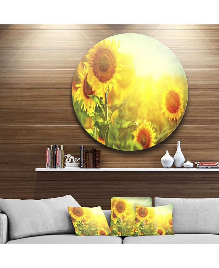 Design Art Designart 'Sunflowers Blooming On The Field' Disc Large Animal Metal Circle Wall Art - 23" x 23"