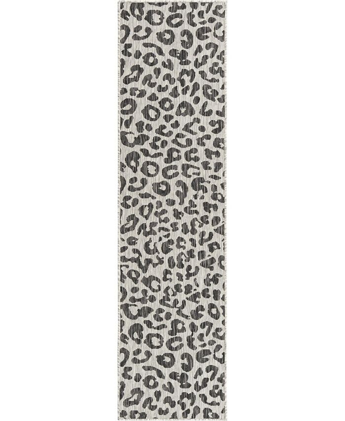 Bayshore Home Outdoor Pashio Safari II Leopard 2' x 8' Runner Area Rug