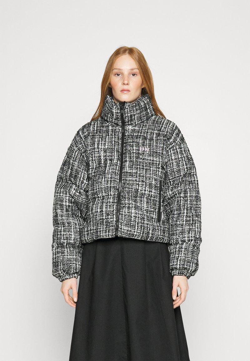 KARL LAGERFELD BOUCLE PUFFER JACKET - Winterjacke