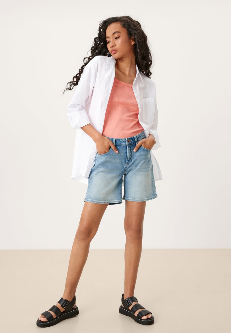 QS by s.Oliver Jeans Shorts