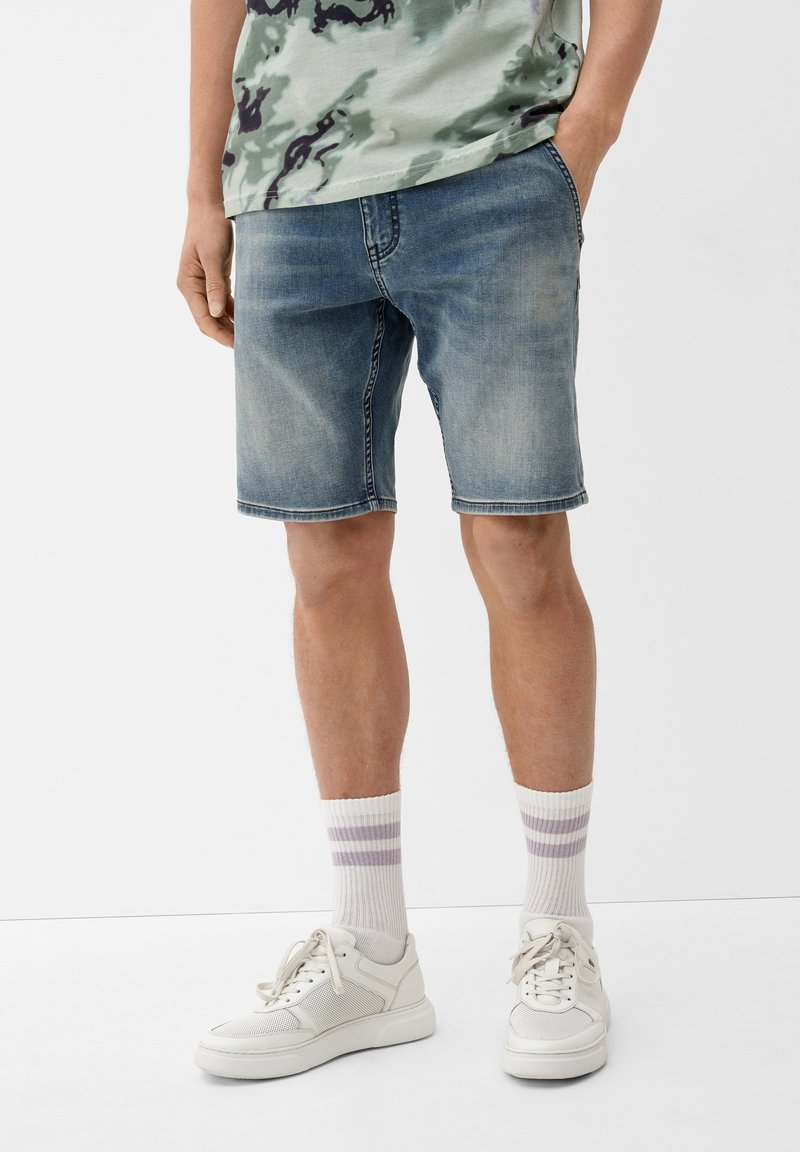 QS by s.Oliver MIT TUNNELZUG - Jeans Shorts