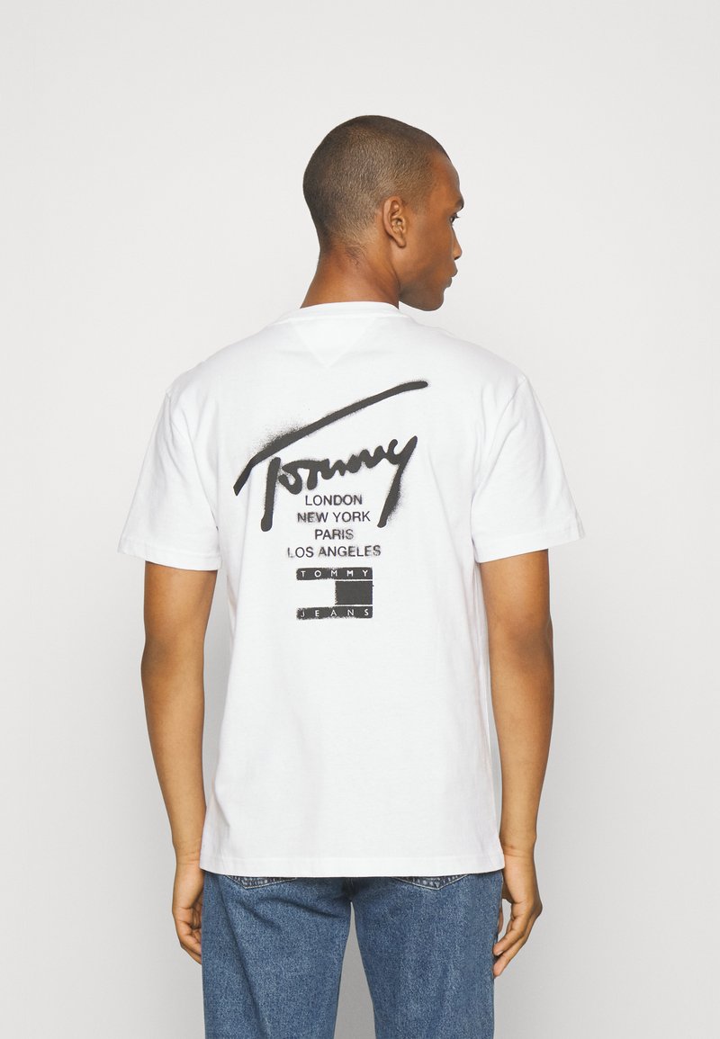 Tommy Jeans SPRAY SIGNATURE TEE UNISEX - T-Shirt print